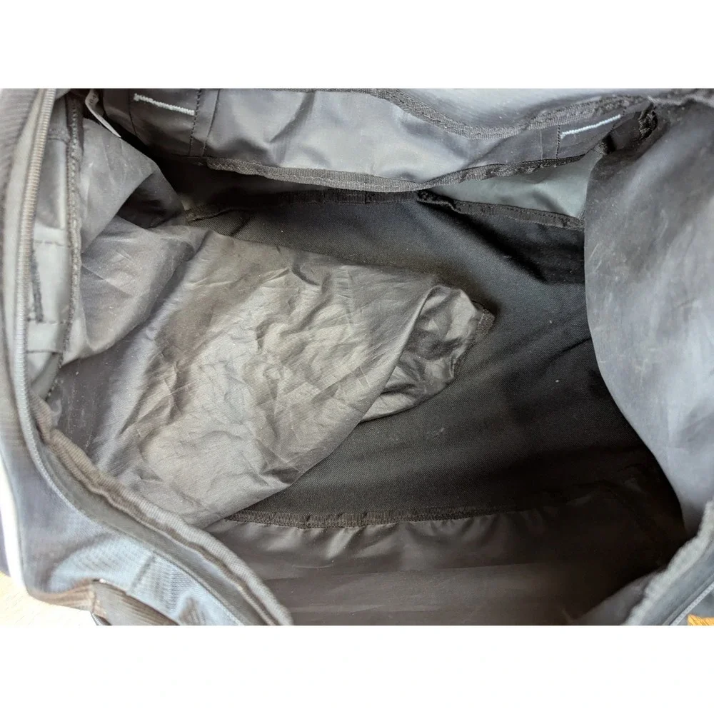 OGIO‎ Crunch Sports Duffle Bag Fitness Gym Pickleball Tennis Basketball Pocket